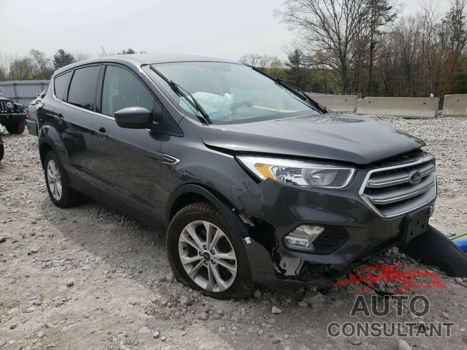 FORD ESCAPE 2017 - 1FMCU9GD7HUC27751