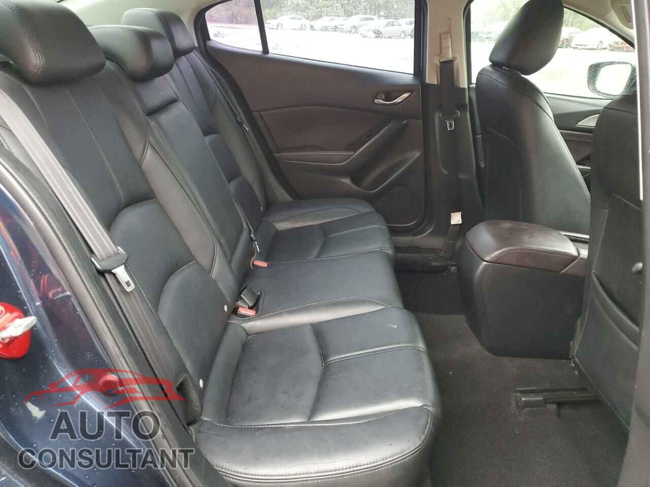 MAZDA 3 2017 - 3MZBN1V77HM143930