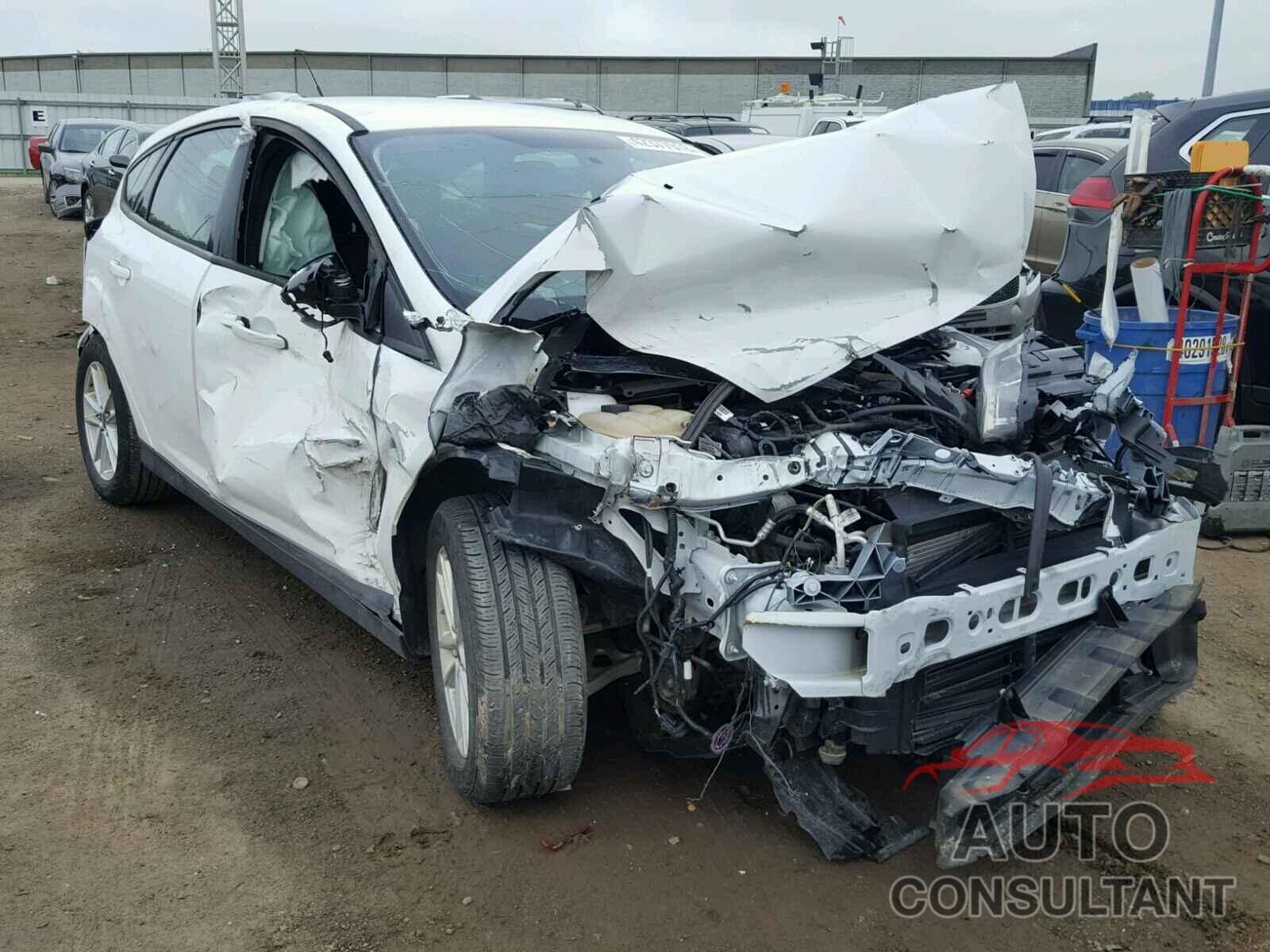 FORD FOCUS 2015 - 1FADP3K20FL355549