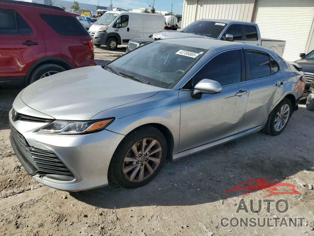 TOYOTA CAMRY 2021 - 4T1C11AK5MU549526