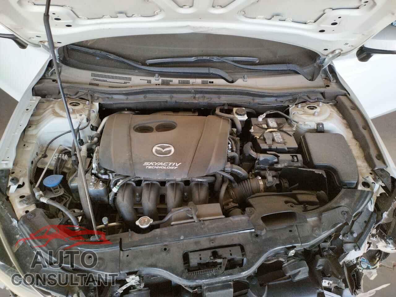 MAZDA 3 2017 - 3MZBN1W30HM128522
