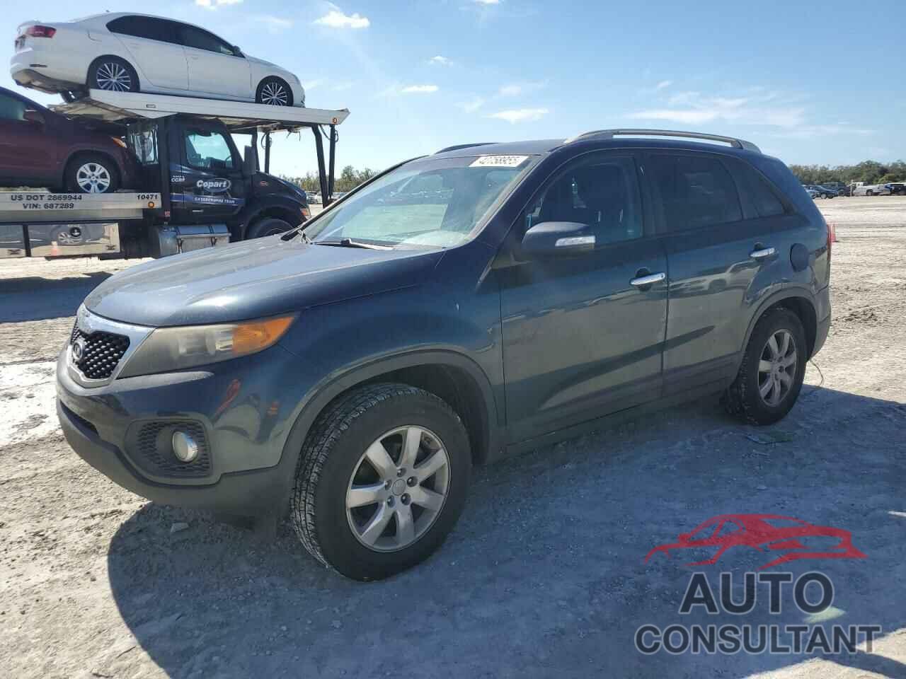 KIA SORENTO 2011 - 5XYKT3A12BG117617