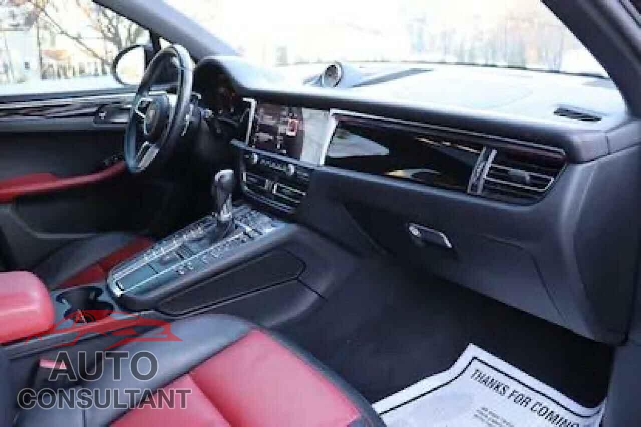 PORSCHE MACAN 2021 - WP1AA2A57MLB01823