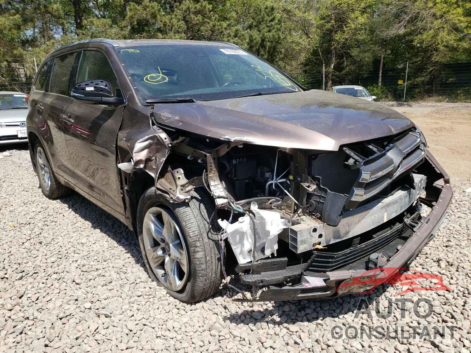 TOYOTA HIGHLANDER 2018 - 5TDDZRFH3JS823318
