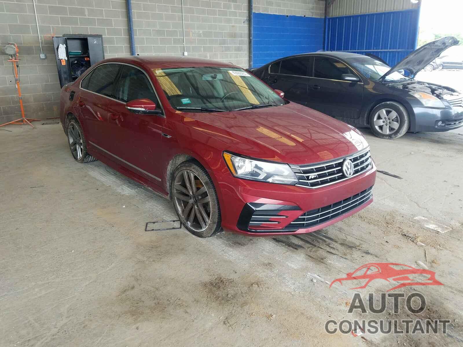 VOLKSWAGEN PASSAT 2017 - 1VWDT7A33HC048917