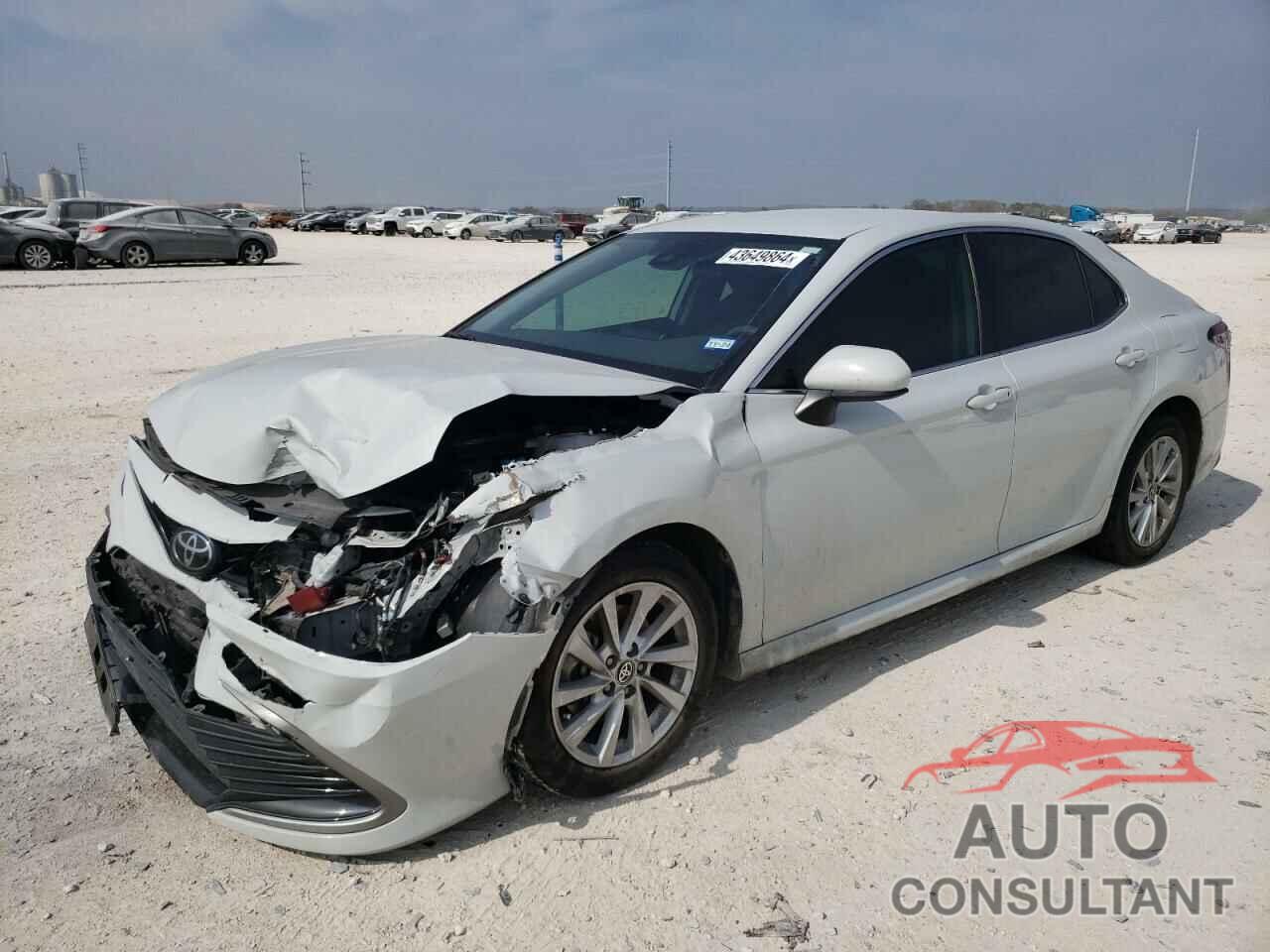 TOYOTA CAMRY 2022 - 4T1C11AK7NU007989