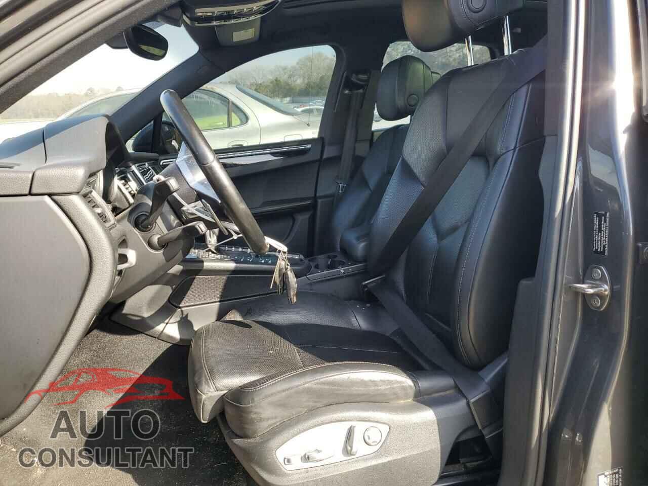 PORSCHE MACAN 2016 - WP1AB2A58GLB58047
