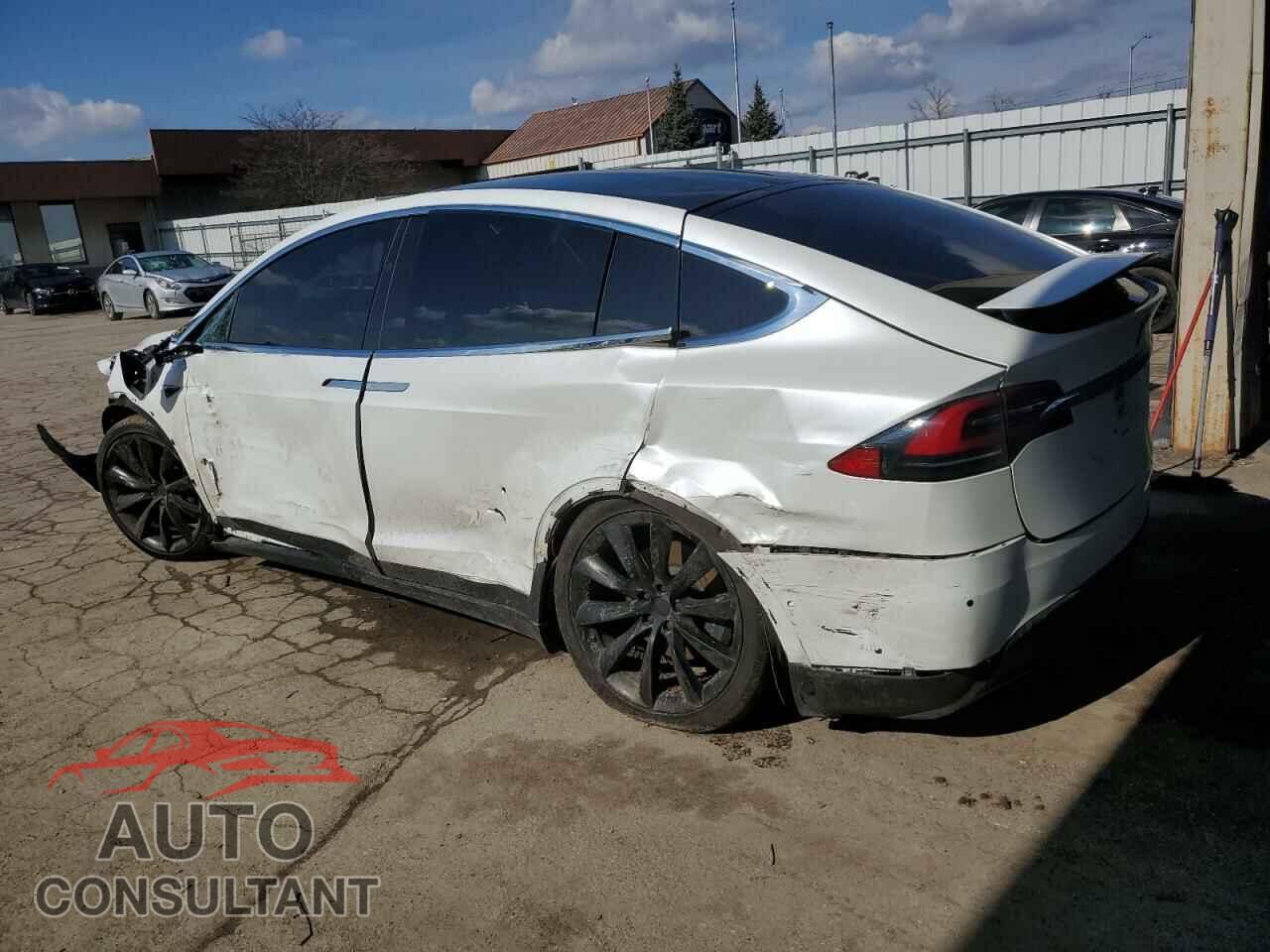 TESLA MODEL X 2020 - 5YJXCBE25LF234216