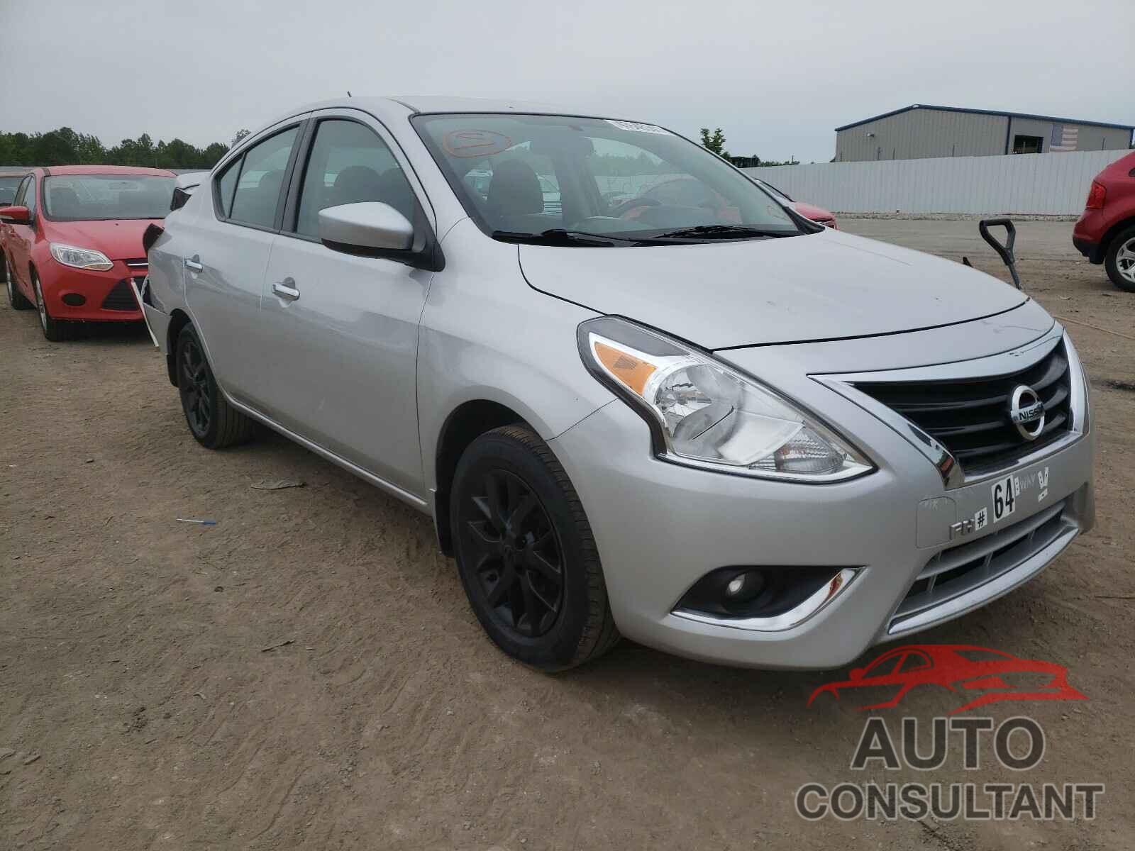 NISSAN VERSA 2018 - 3N1CN7AP9JL804842