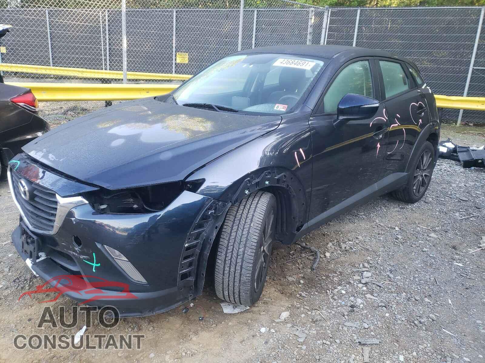 MAZDA CX-3 2017 - JM1DKFC78H0141109