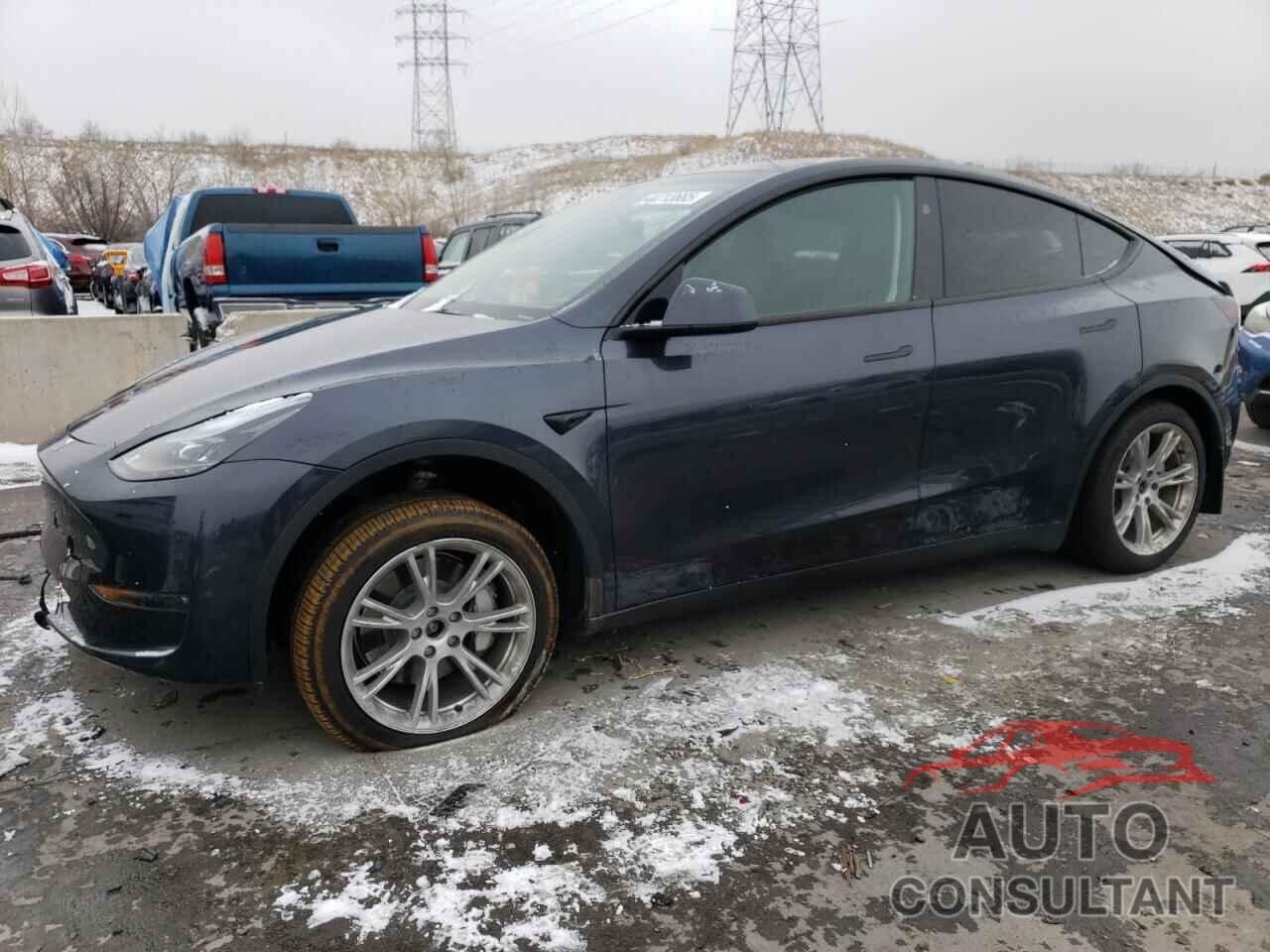TESLA MODEL Y 2024 - 7SAYGDEEXRA222103