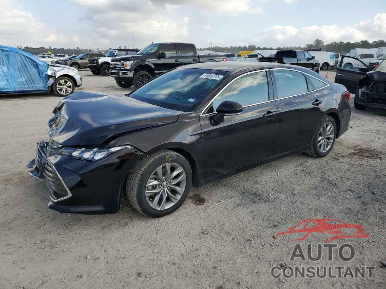TOYOTA AVALON 2022 - 4T1JZ1FB4NU088071
