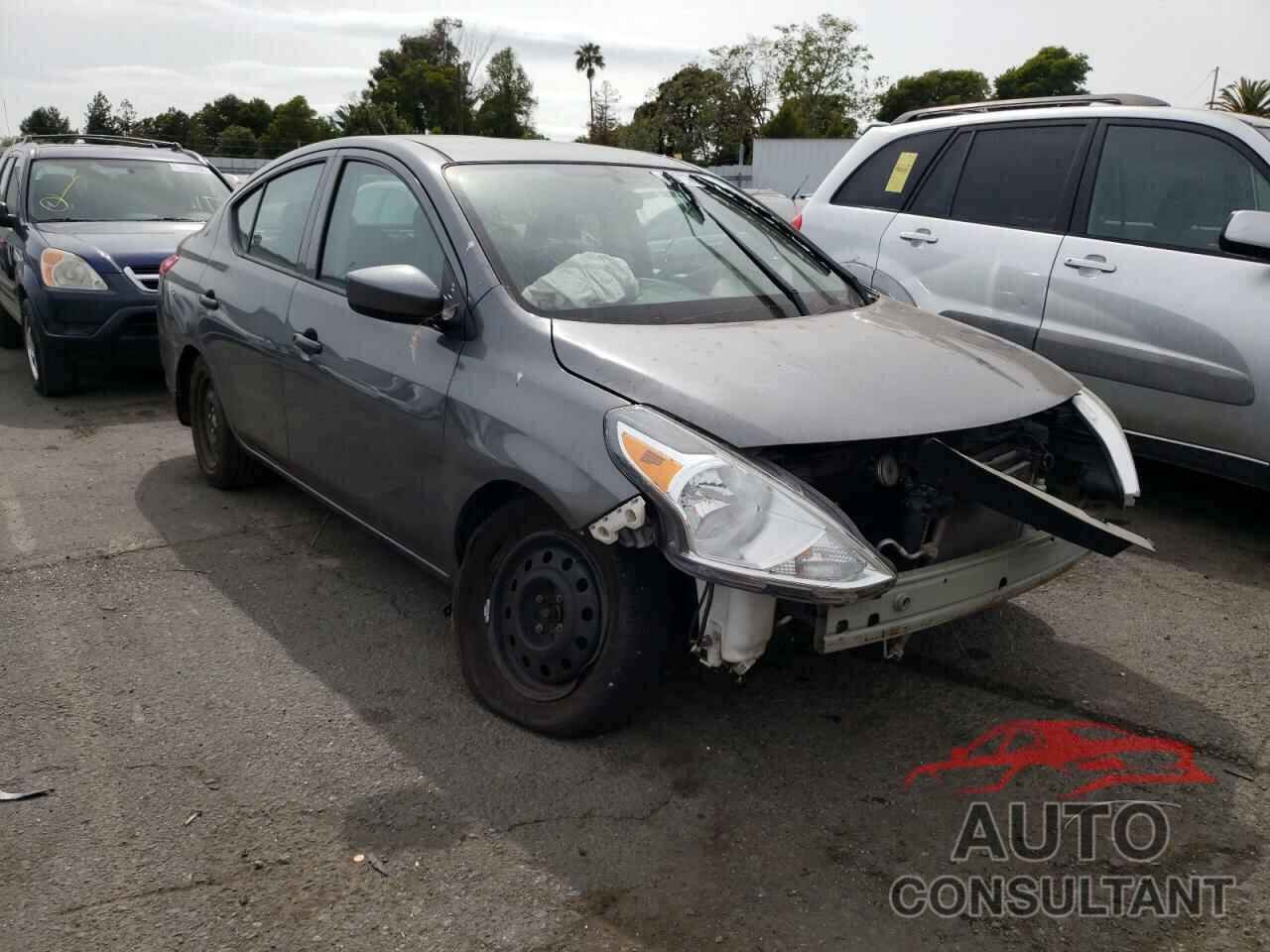 NISSAN VERSA 2017 - 3N1CN7AP5HL811717