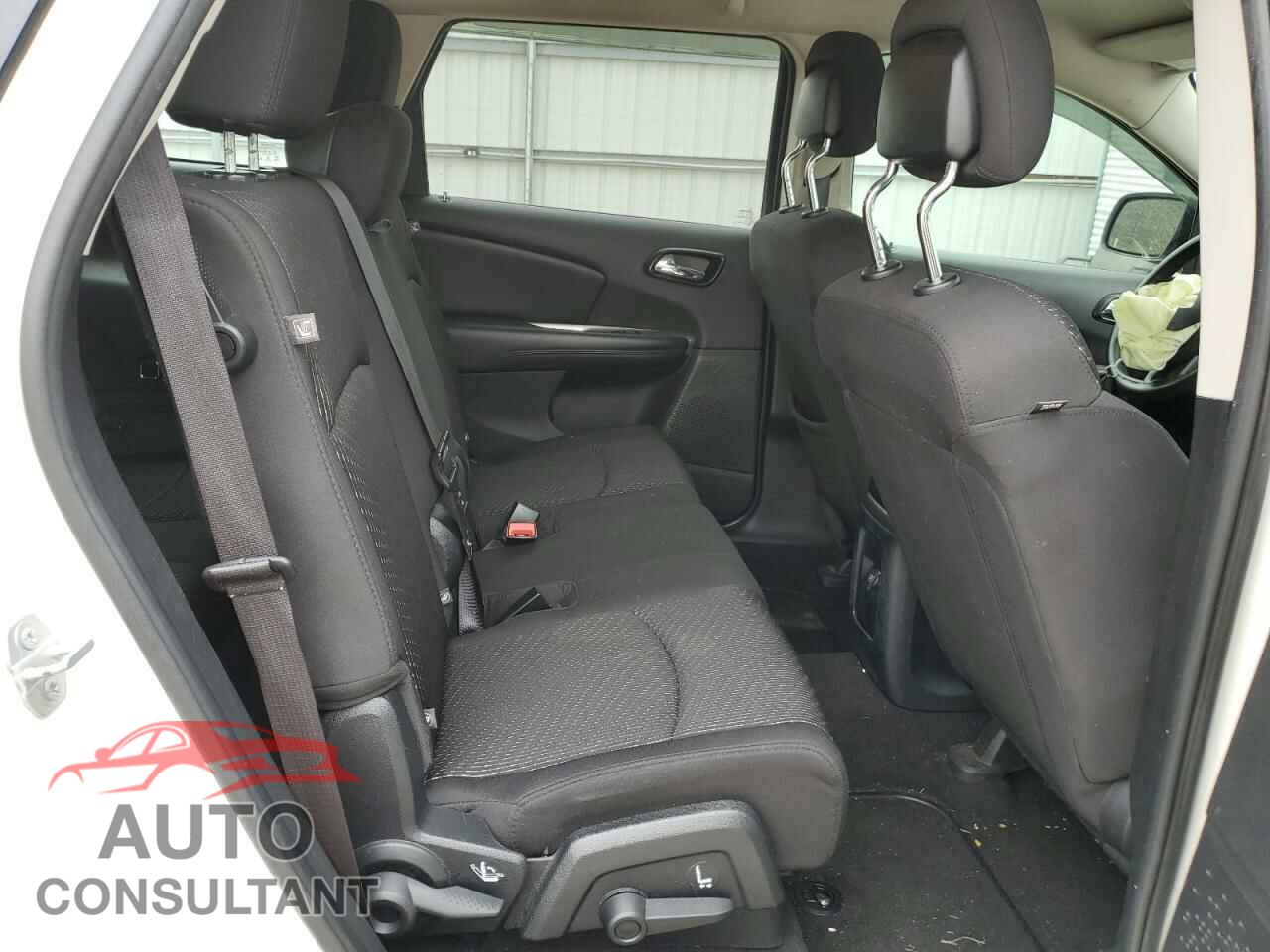 DODGE JOURNEY 2015 - 3C4PDCAB0FT592340