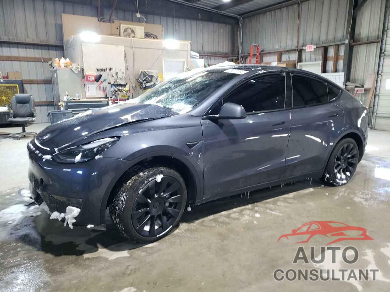 TESLA MODEL Y 2023 - 7SAYGAEE3PF968231