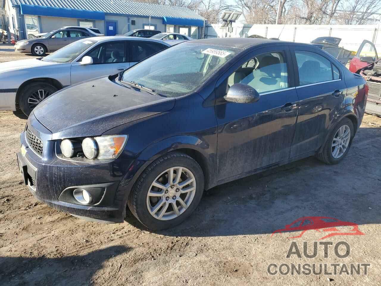 CHEVROLET SONIC 2015 - 1G1JC5SH9F4143728