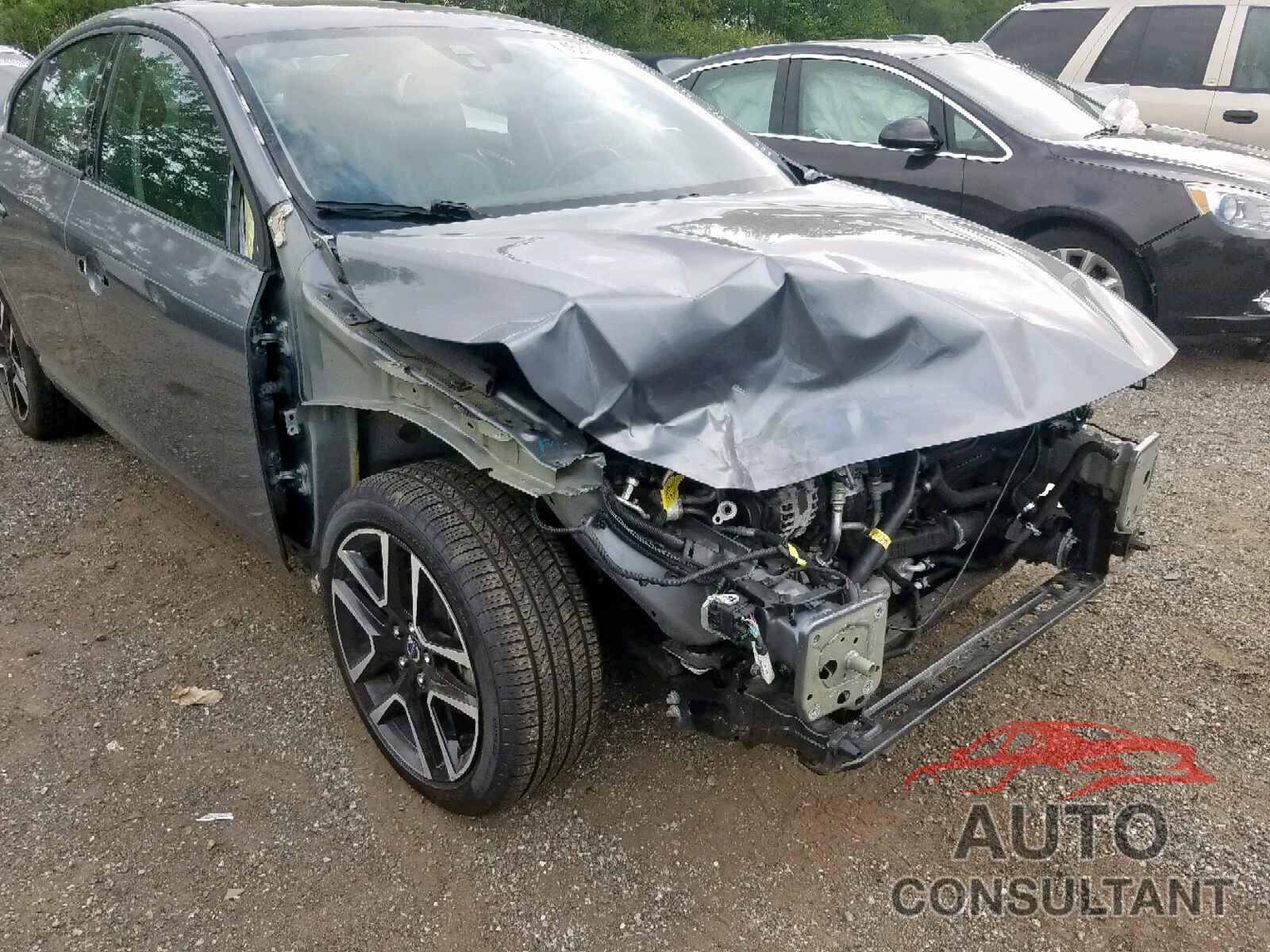 VOLVO S60 2017 - YV126MFL5H2421786