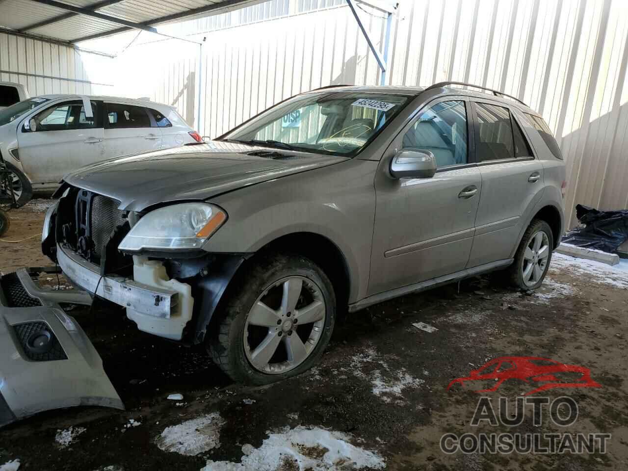 MERCEDES-BENZ M-CLASS 2009 - 4JGBB86E89A526562