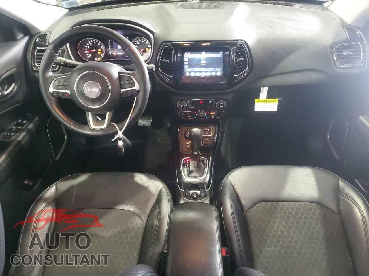 JEEP COMPASS 2019 - 3C4NJDBB7KT697732