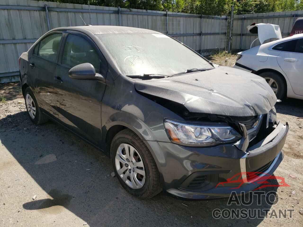 CHEVROLET SONIC 2017 - 1G1JB5SG0H4123591