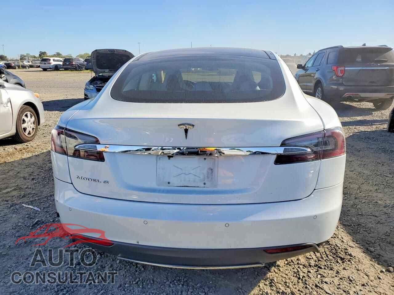 TESLA MODEL S 2014 - 5YJSA1H17EFP40498