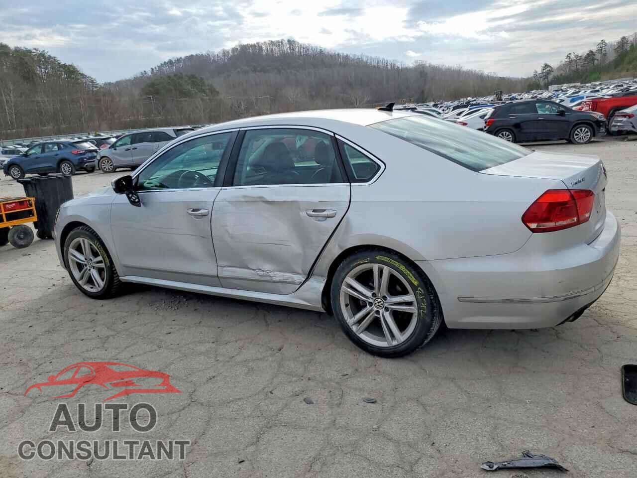 VOLKSWAGEN PASSAT 2014 - 1VWCT7A35EC008894