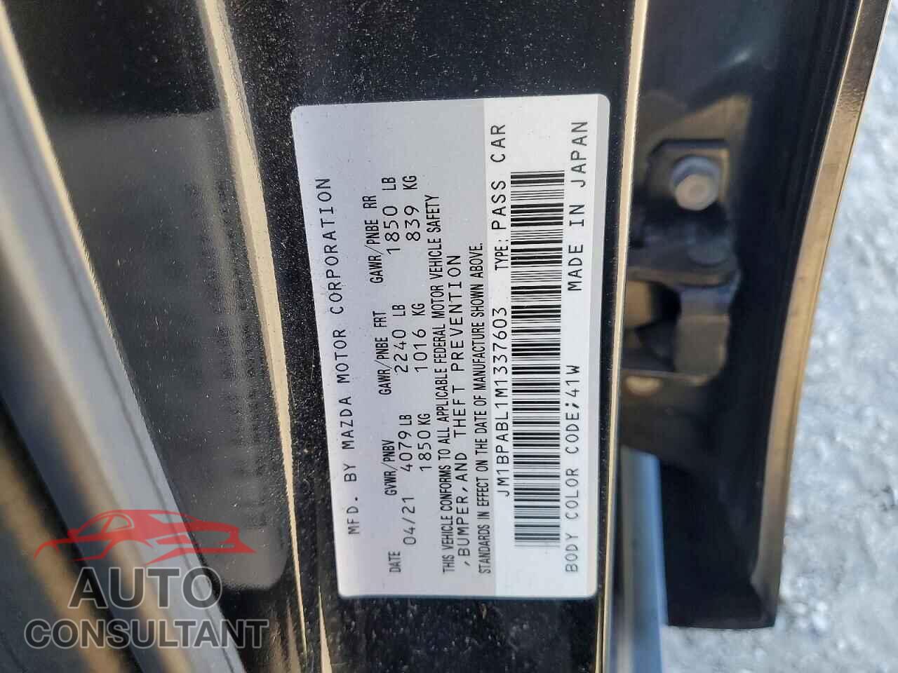 MAZDA 3 2021 - JM1BPABL1M1337603