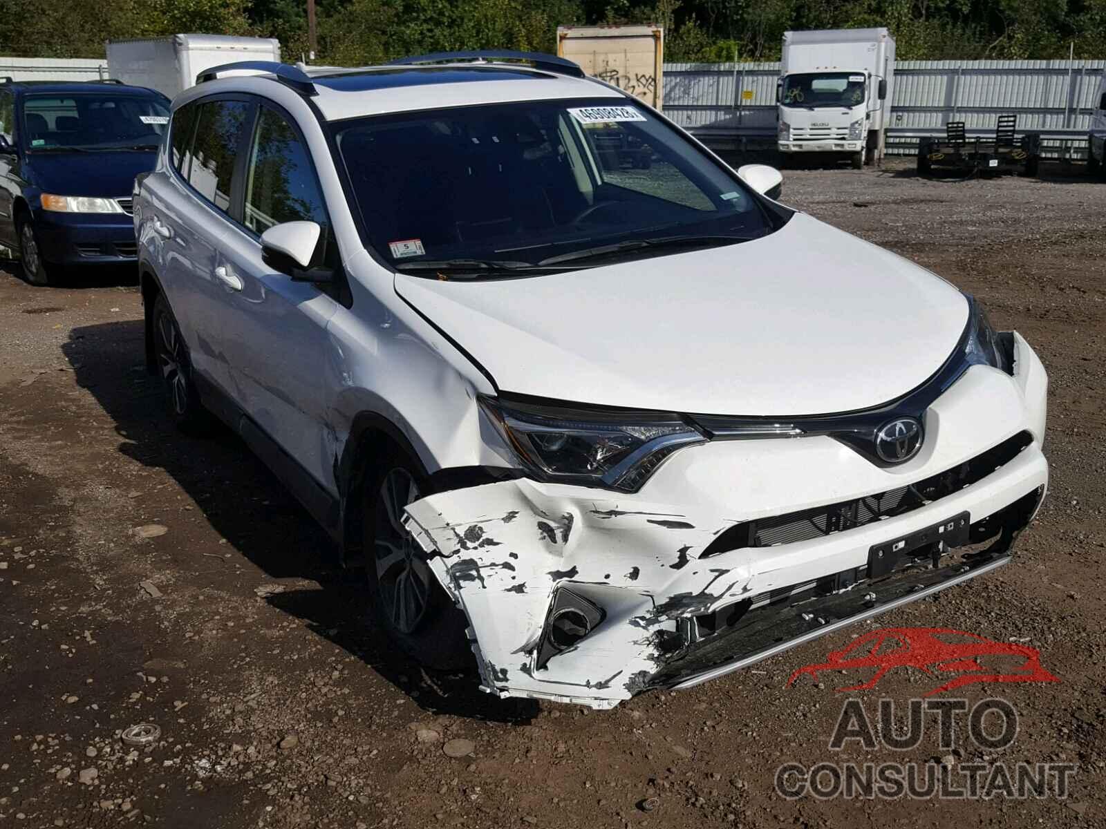 TOYOTA RAV4 XLE 2017 - JTMRFREV7HD210470
