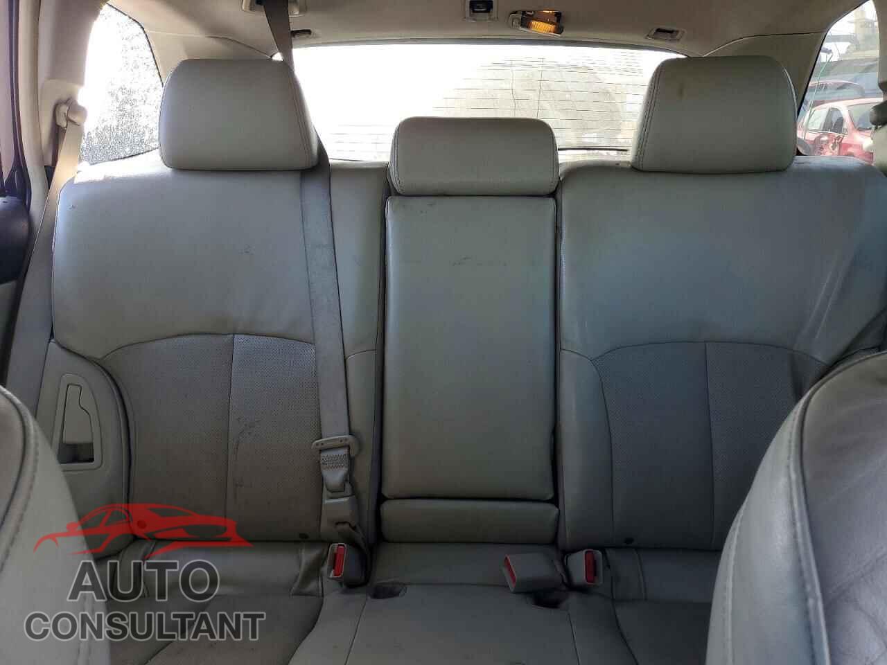 SUBARU OUTBACK 2013 - 4S4BRDKC8D2288983