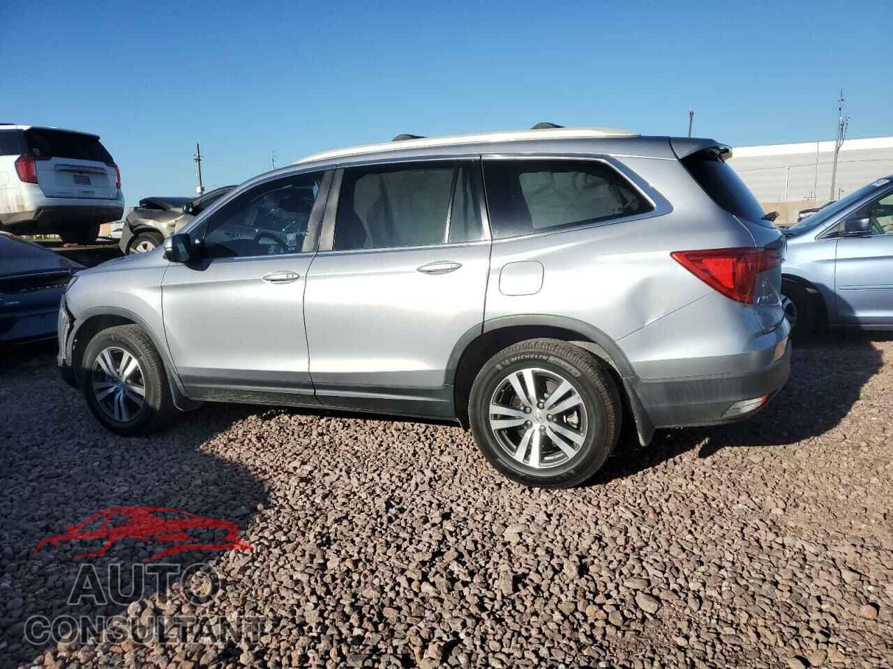 HONDA PILOT 2018 - 5FNYF6H69JB031909
