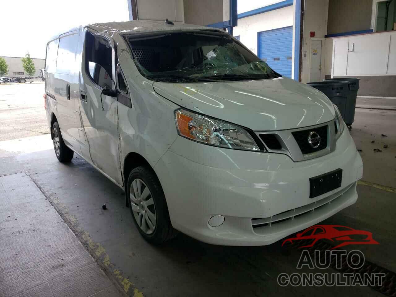 NISSAN NV 2021 - 3N6CM0KN0MK696980