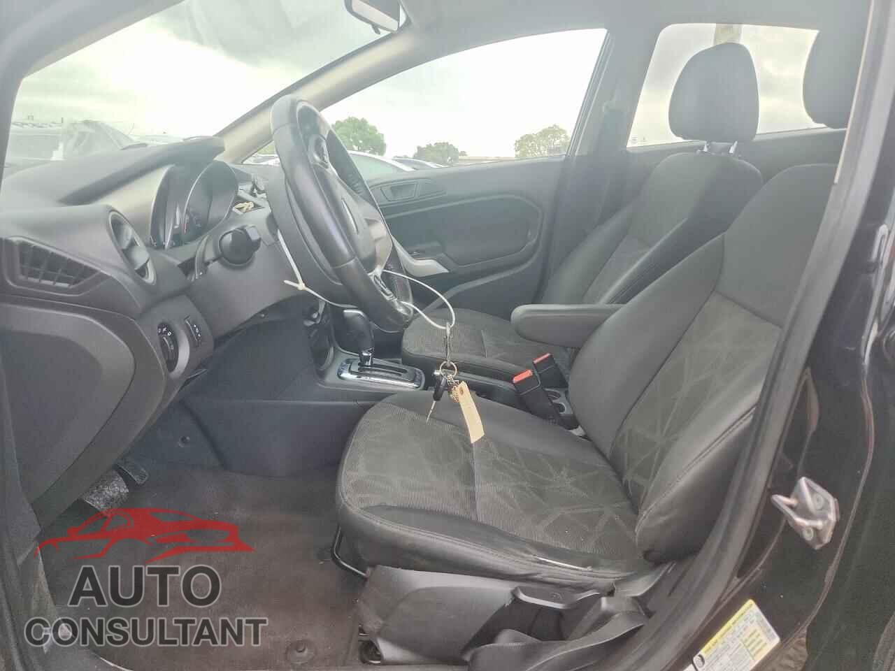 FORD FIESTA 2013 - 3FADP4EJ5DM226601