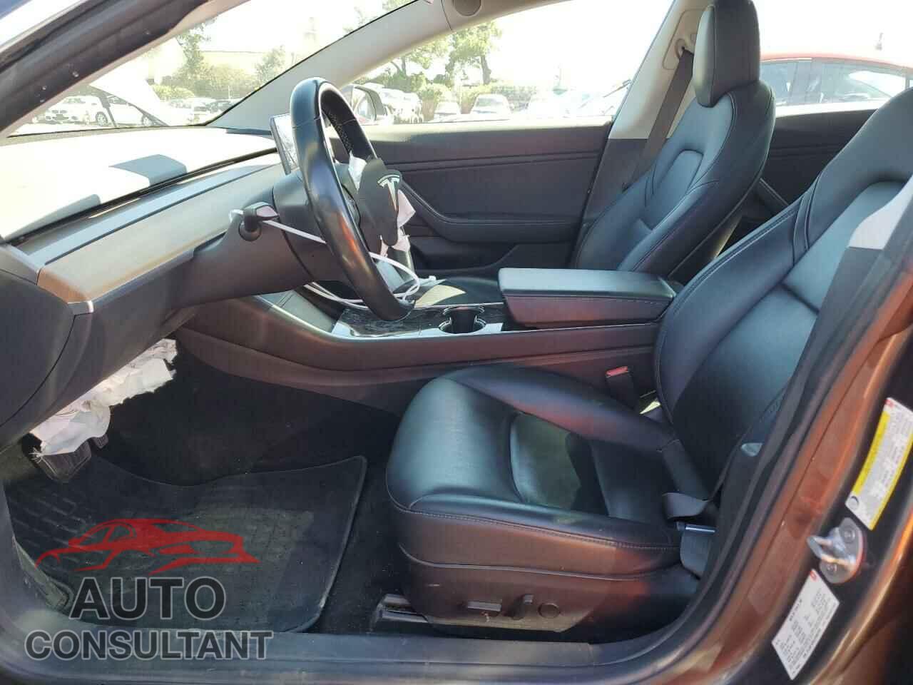 TESLA MODEL 3 2018 - 5YJ3E1EB3JF090729
