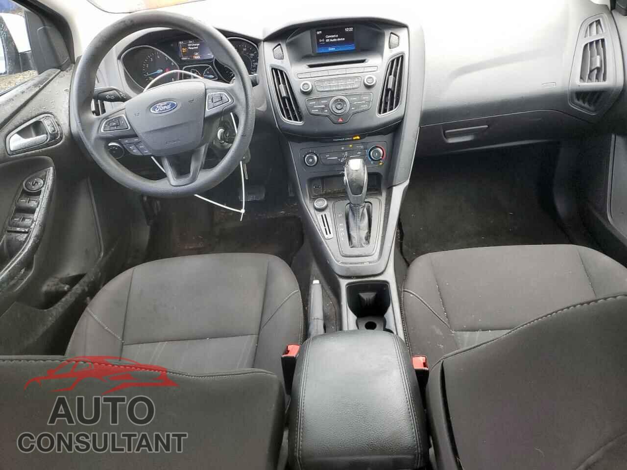 FORD FOCUS 2016 - 1FADP3F28GL261737