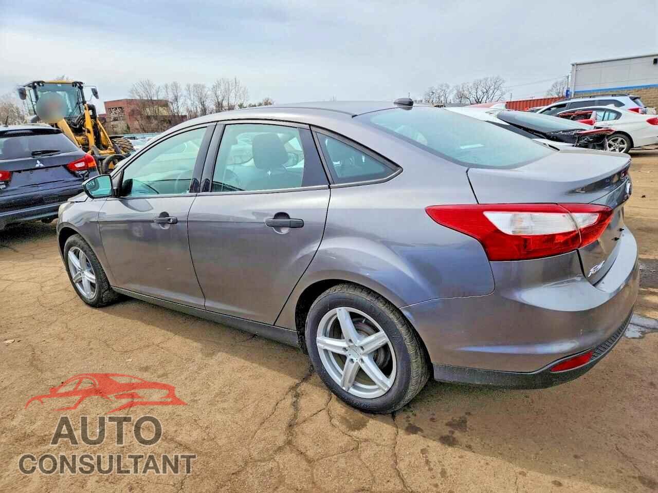 FORD FOCUS 2013 - 1FADP3E25DL266388
