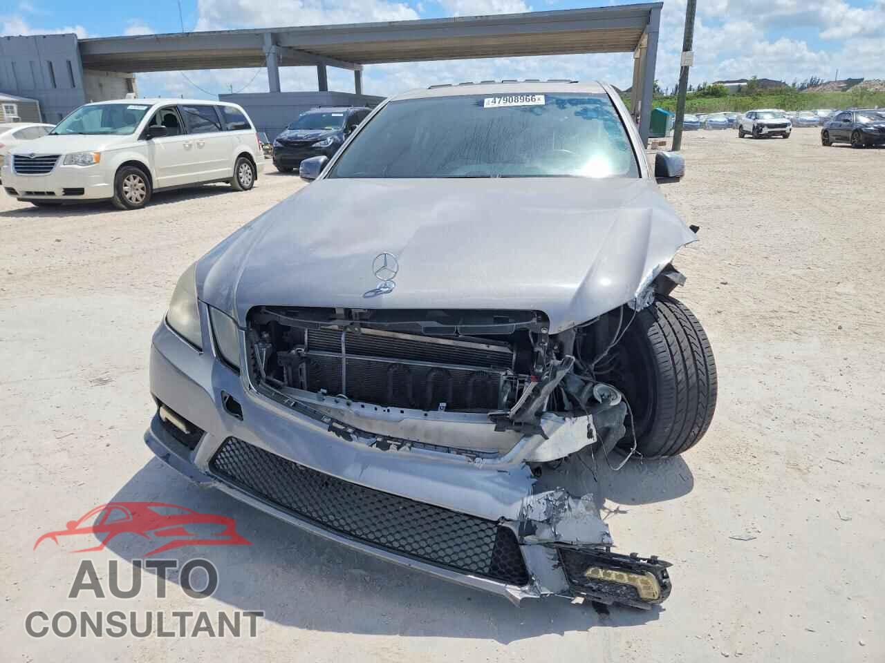 MERCEDES-BENZ E-CLASS 2010 - WDDHF5GB6AA045662