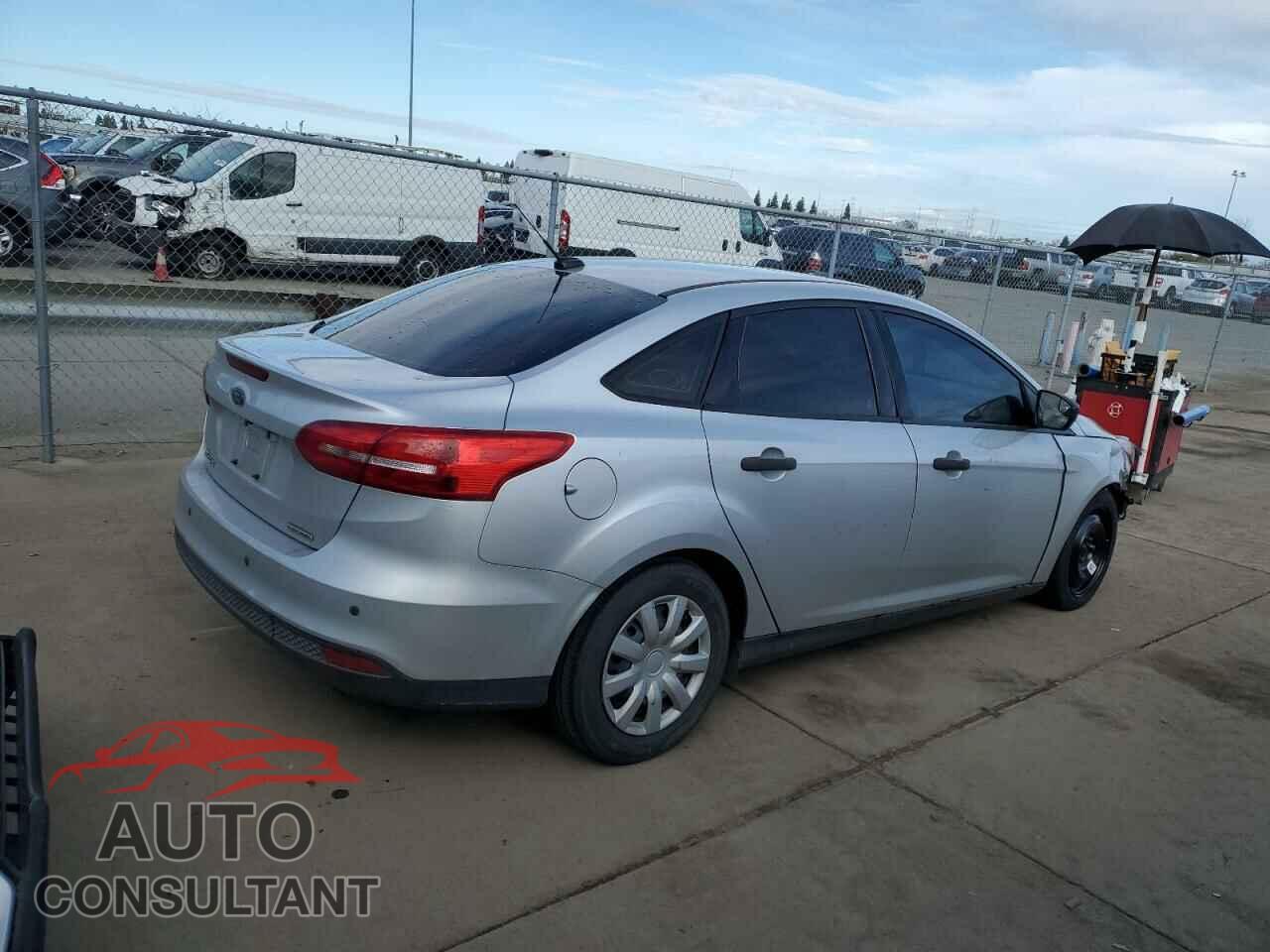 FORD FOCUS 2016 - 1FADP3E22GL311291