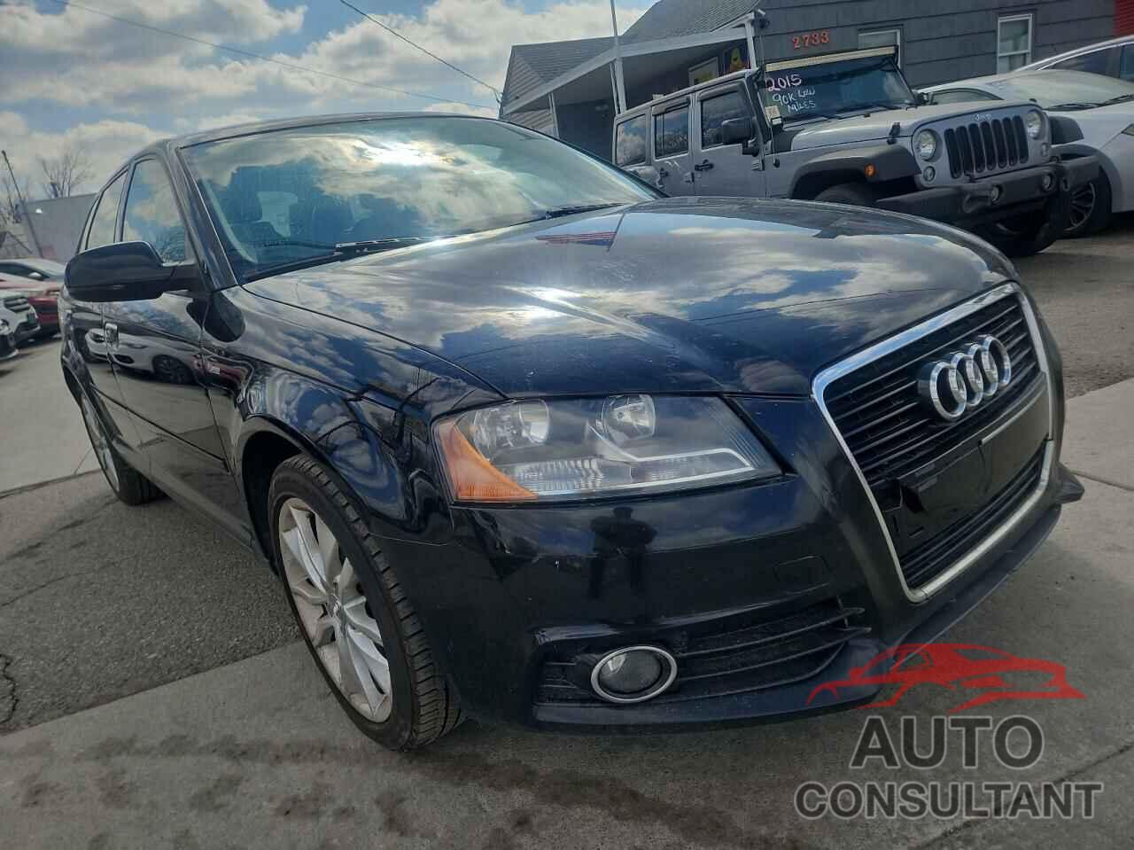 AUDI A3 2012 - WAUBEAFM5CA052987