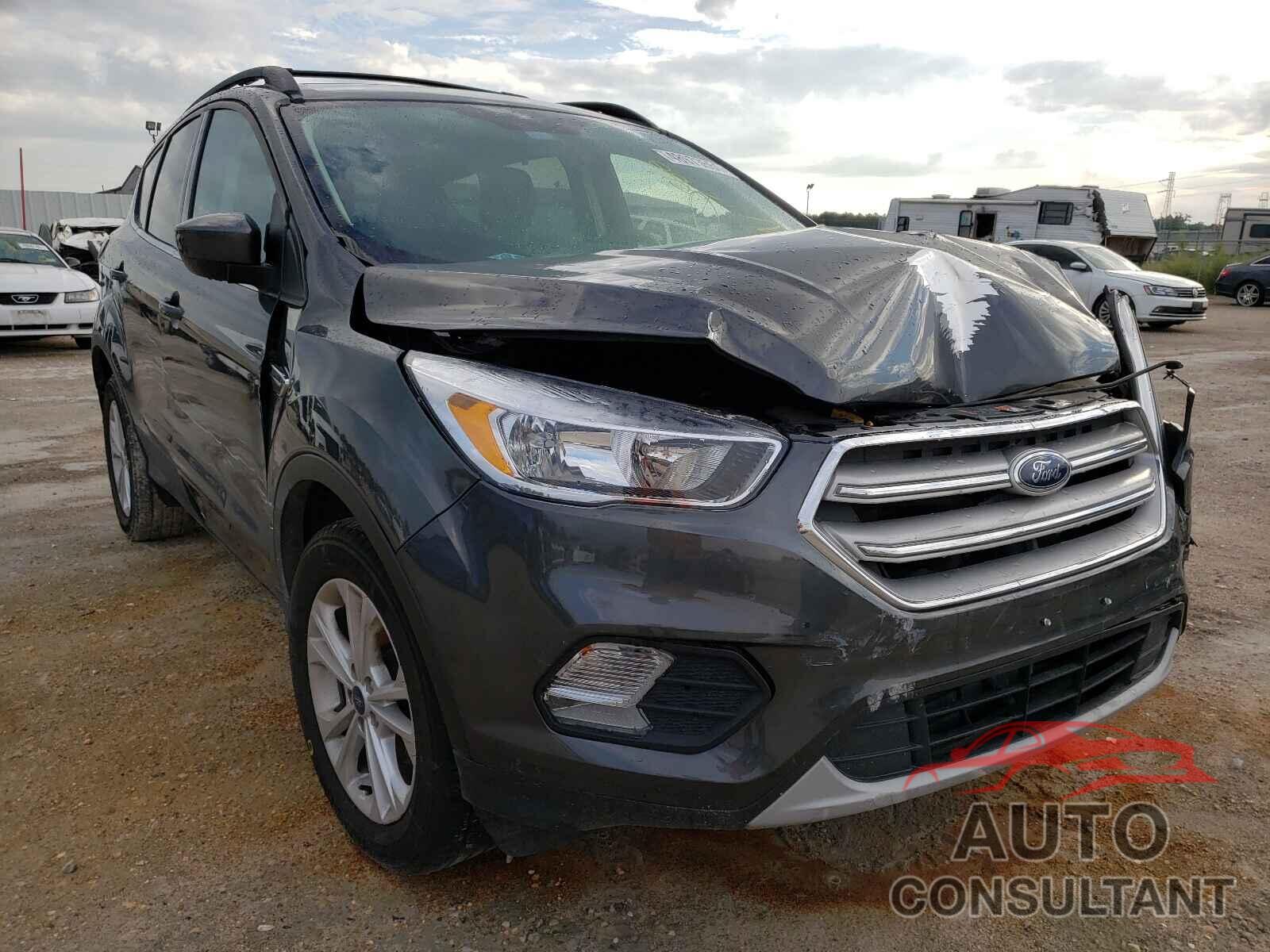 FORD ESCAPE 2018 - 1FMCU0GD5JUB70774