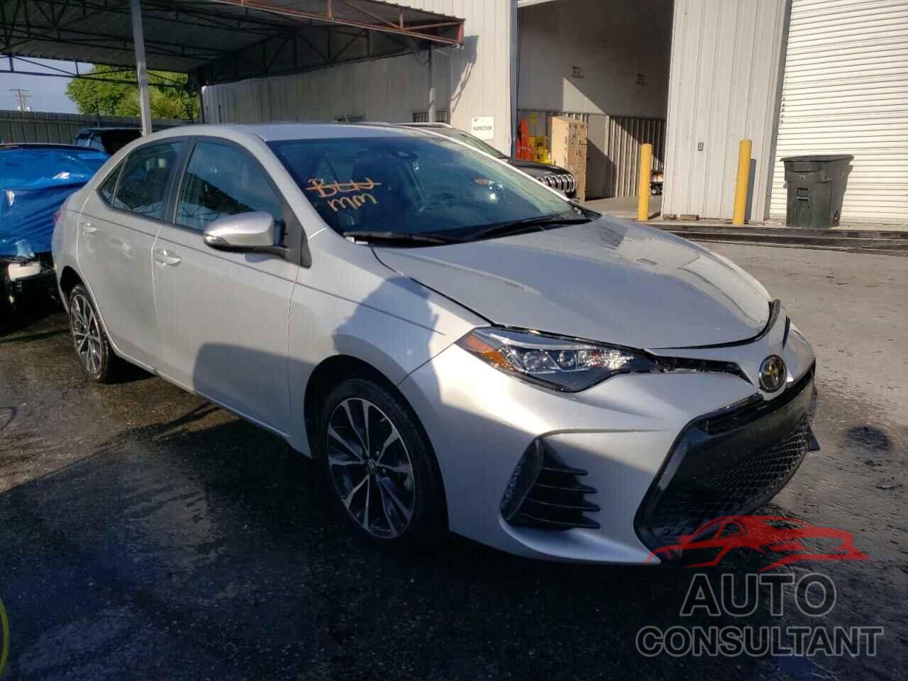 TOYOTA COROLLA 2018 - 5YFBURHE9JP838505