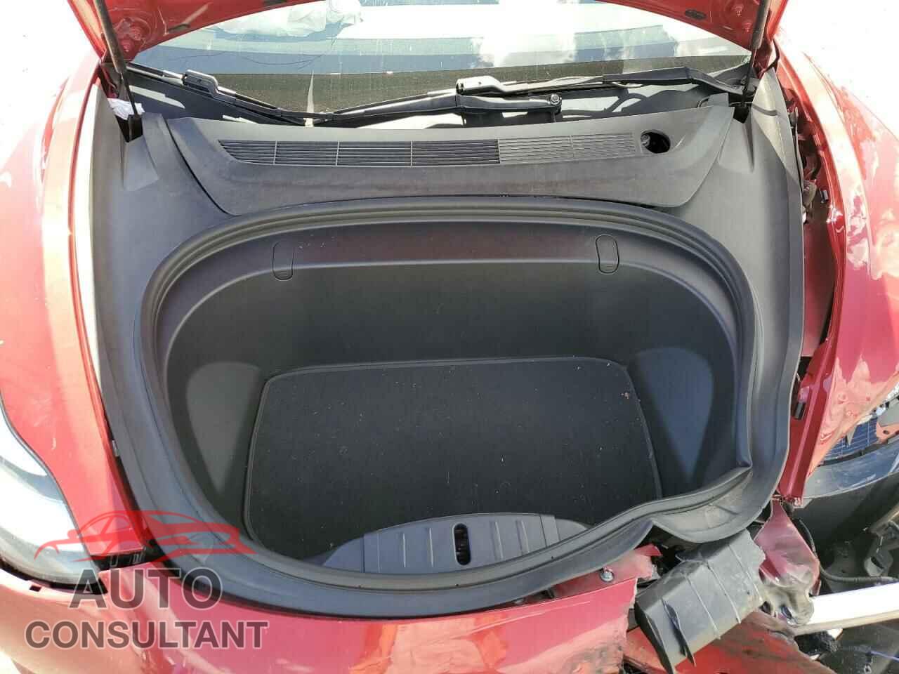 TESLA MODEL 3 2018 - 5YJ3E1EA3JF102921