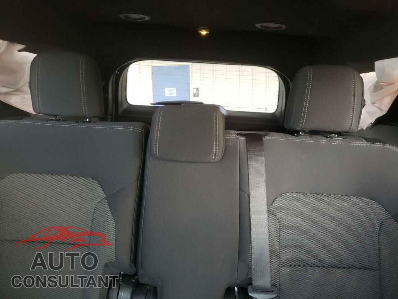 FORD EXPLORER 2017 - 1FM5K8D80HGC77681