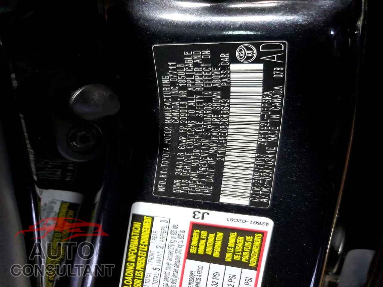TOYOTA COROLLA 2011 - 2T1BU4EE6BC649643
