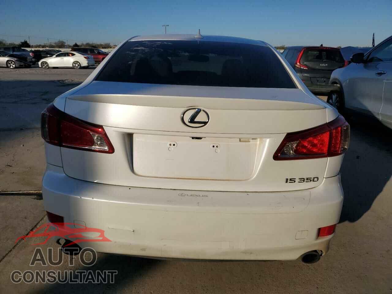 LEXUS IS 2012 - JTHBE5C22C5029199