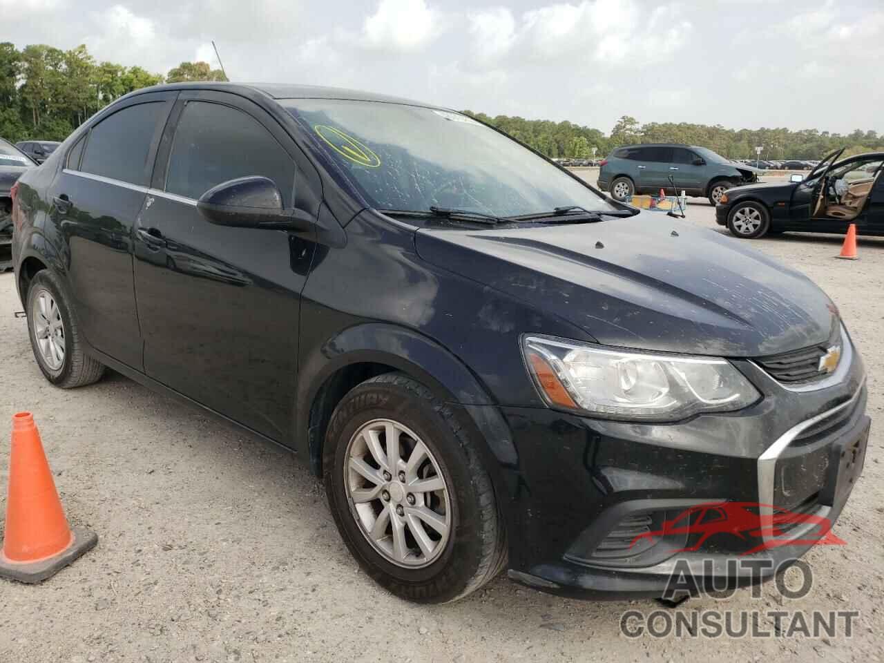 CHEVROLET SONIC 2017 - 1G1JD5SH5H4133326