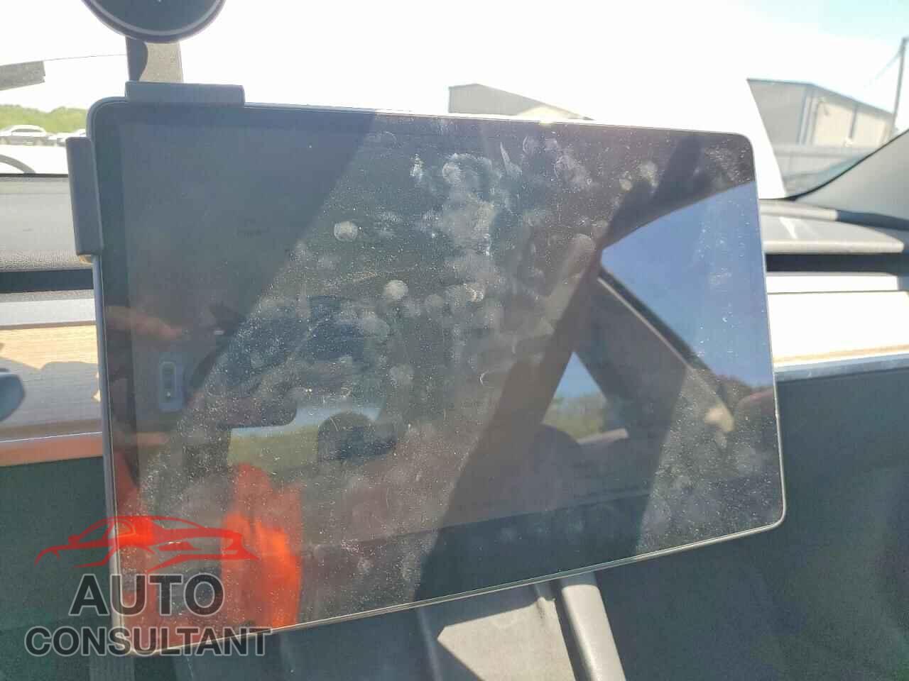 TESLA MODEL 3 2023 - 5YJ3E1EA0PF619957