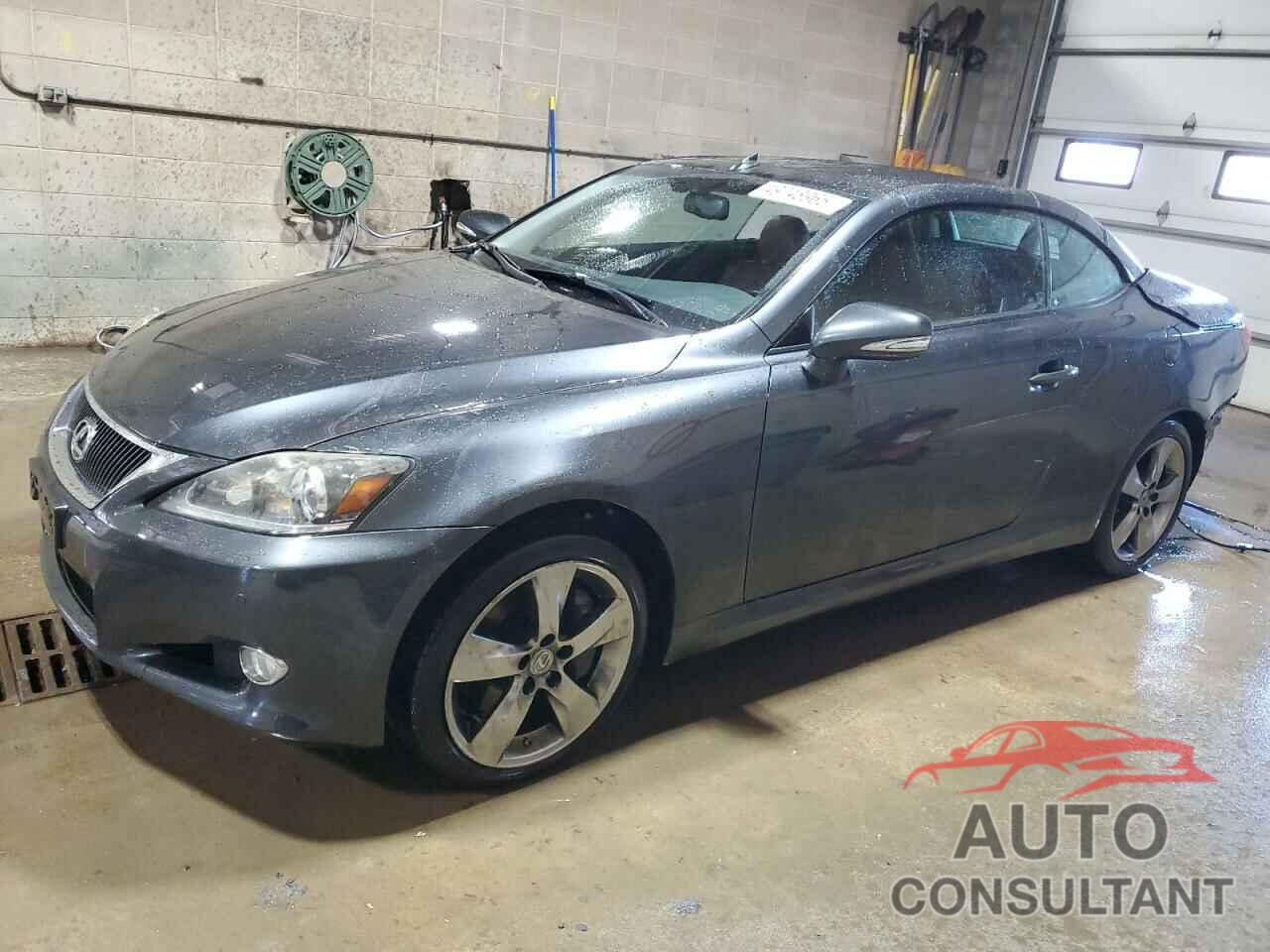 LEXUS IS 2011 - JTHFE2C27B2506614