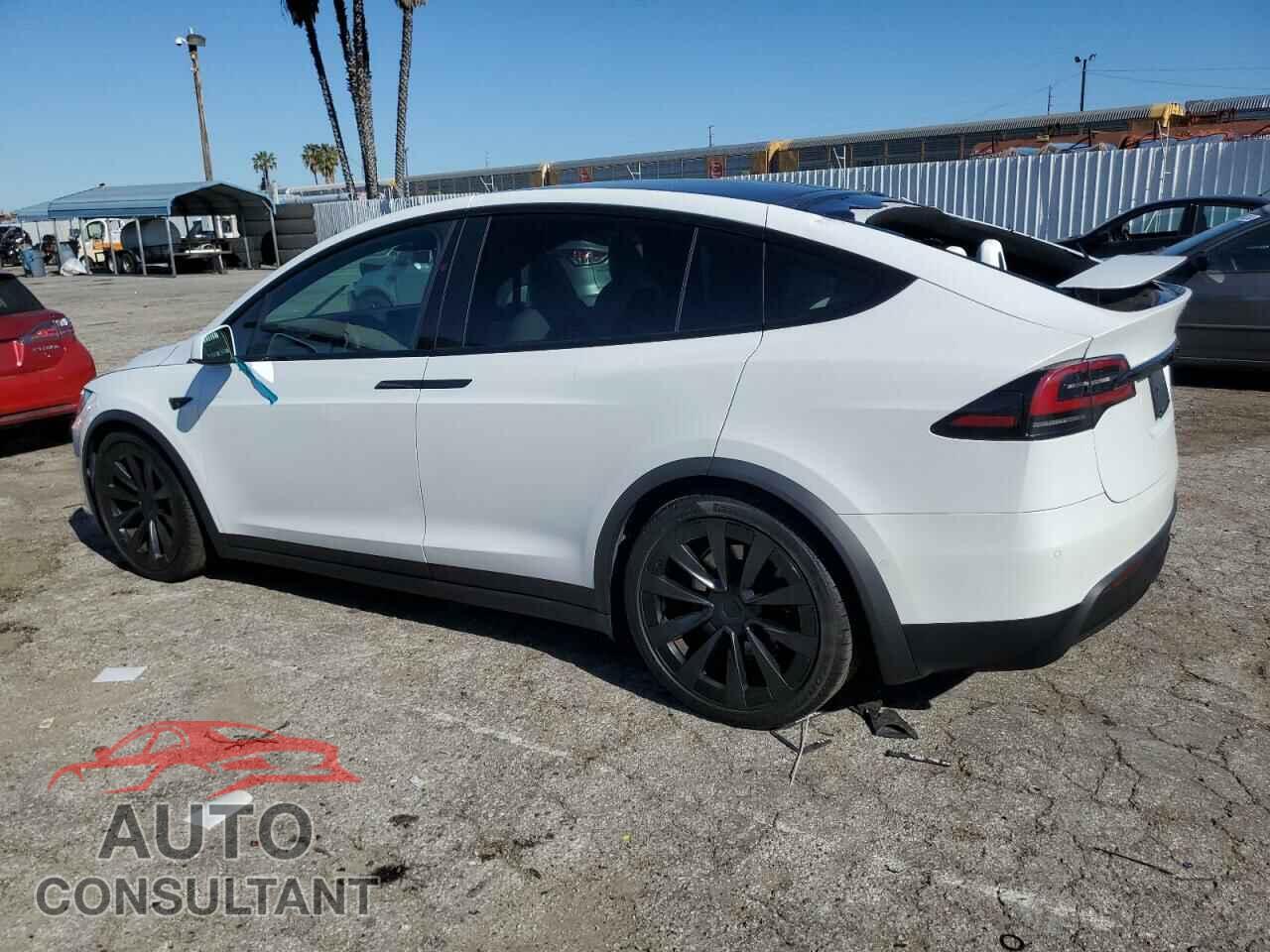TESLA MODEL X 2023 - 7SAXCBE54PF367911