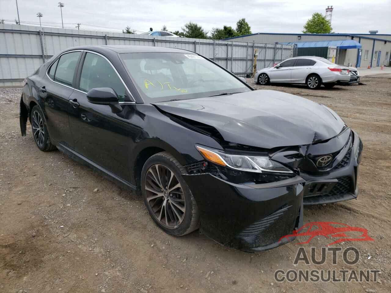 TOYOTA CAMRY 2018 - 4T1B11HKXJU648680