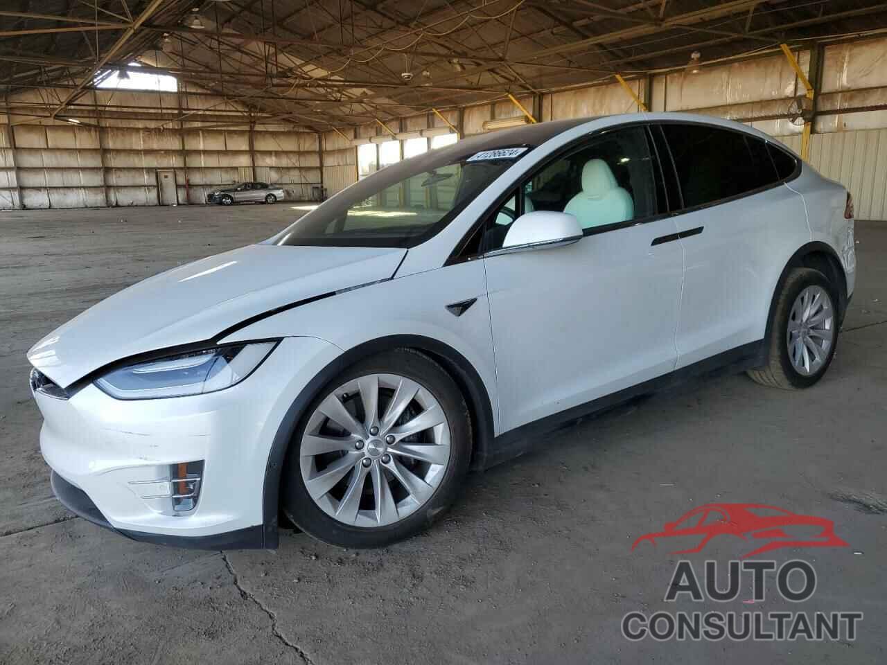 TESLA MODEL X 2021 - 5YJXCBE24MF323356